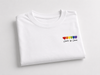 Handmade Shirts | "Love is Love" Oversize Bio-Baumwoll T-Shirt mit Stickmotiv – ProudYou
